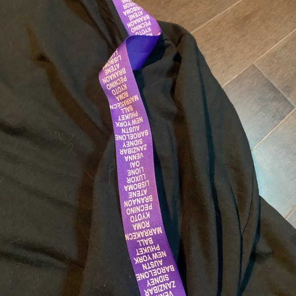 Sweater from Korea - Picture 3 of 4